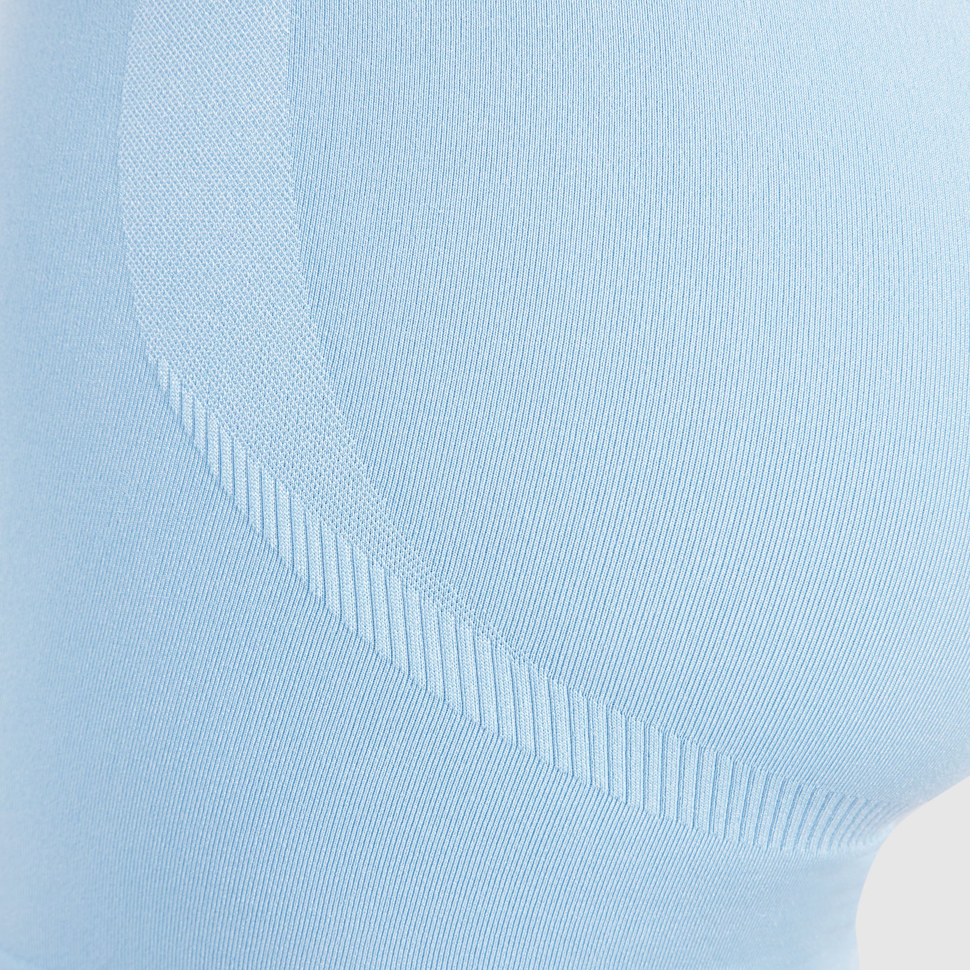 Hellblau
